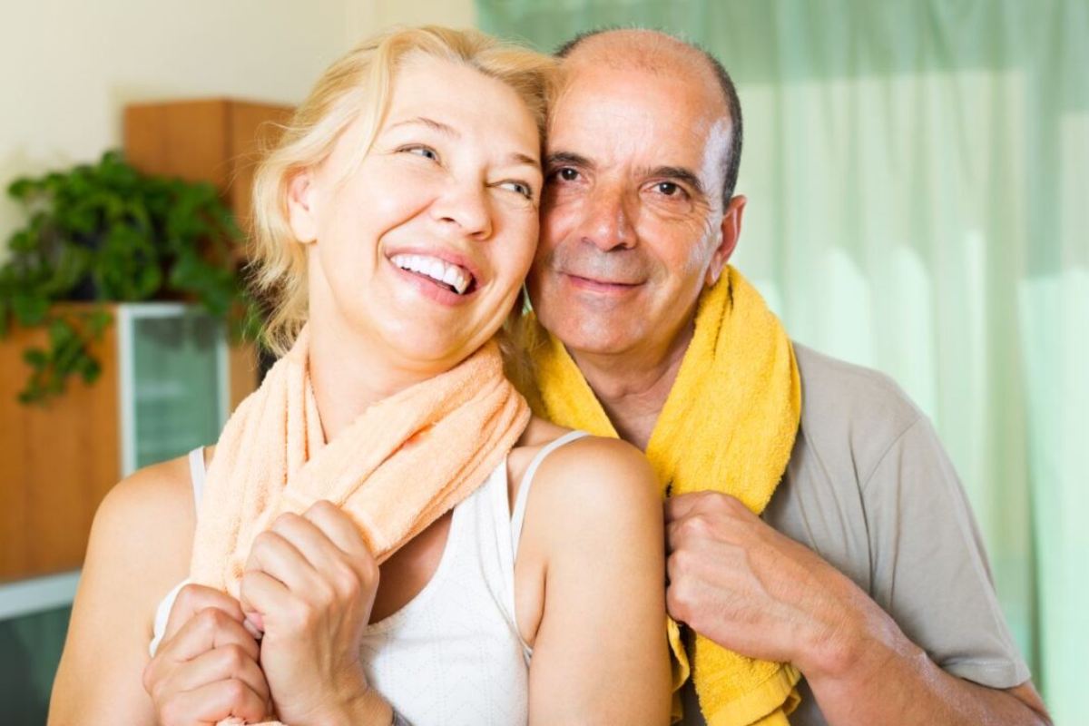 elderly couple together1